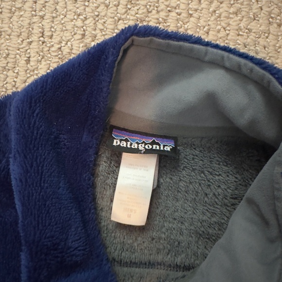 Patagonia R3 Fleece Jacket – Men’s Medium – Navy - Picture 3 of 3